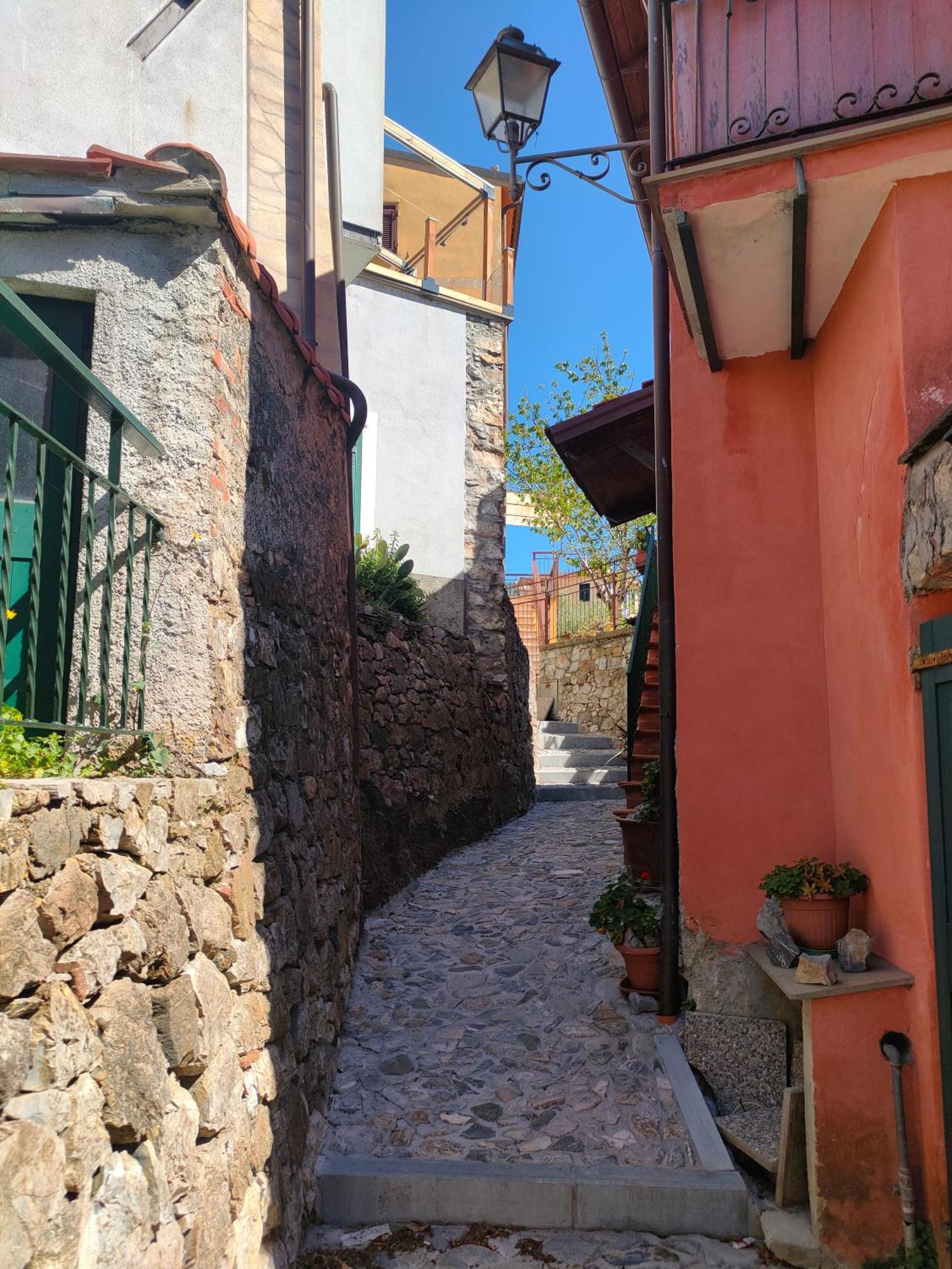 Camera Tra Le Cinque Terre, Camogli E Portofino. Vista Valle E Scorcio Mare All'Orizzonte Castiglione Chiavarese Bagian luar foto