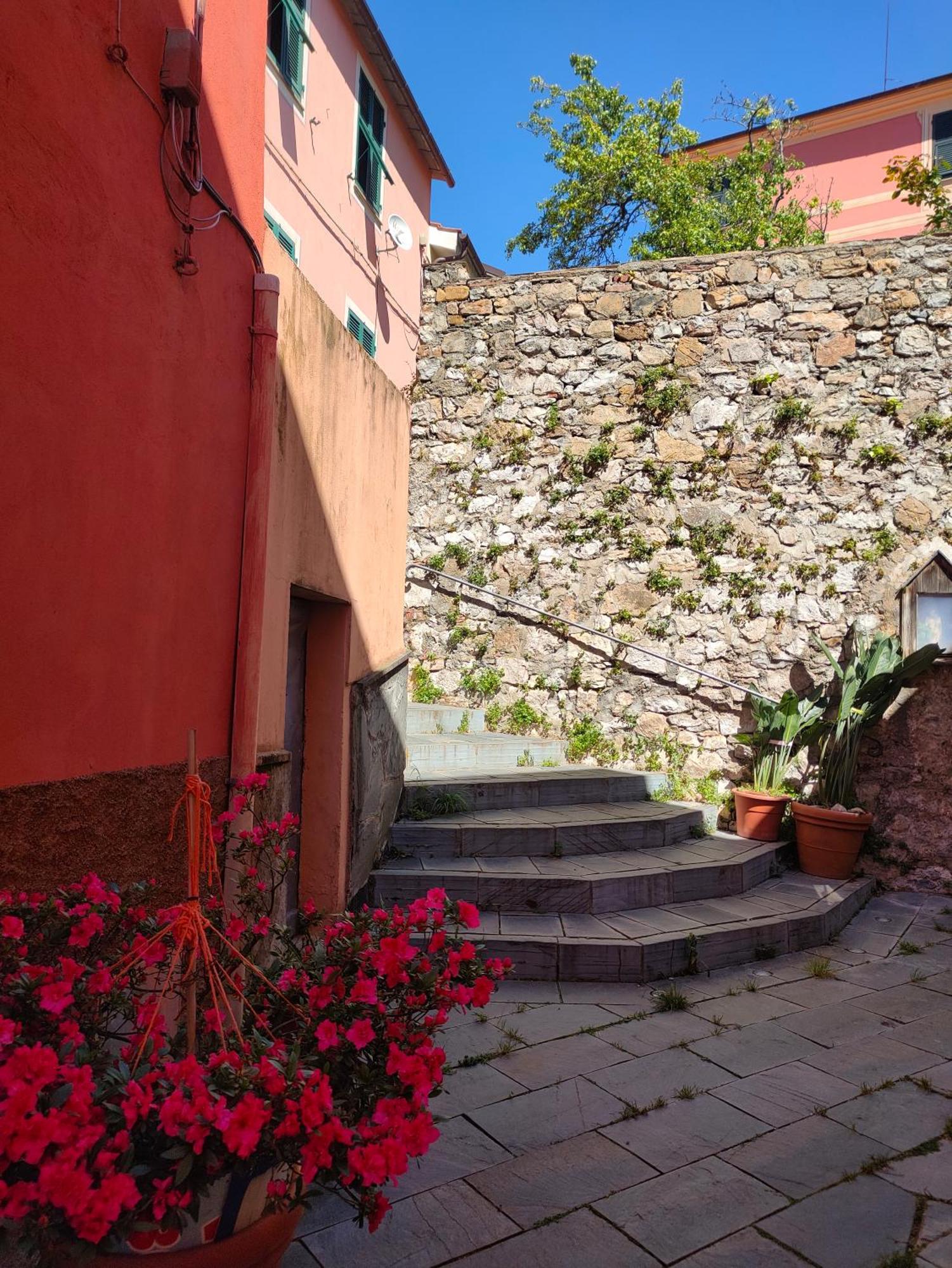 Camera Tra Le Cinque Terre, Camogli E Portofino. Vista Valle E Scorcio Mare All'Orizzonte Castiglione Chiavarese Bagian luar foto