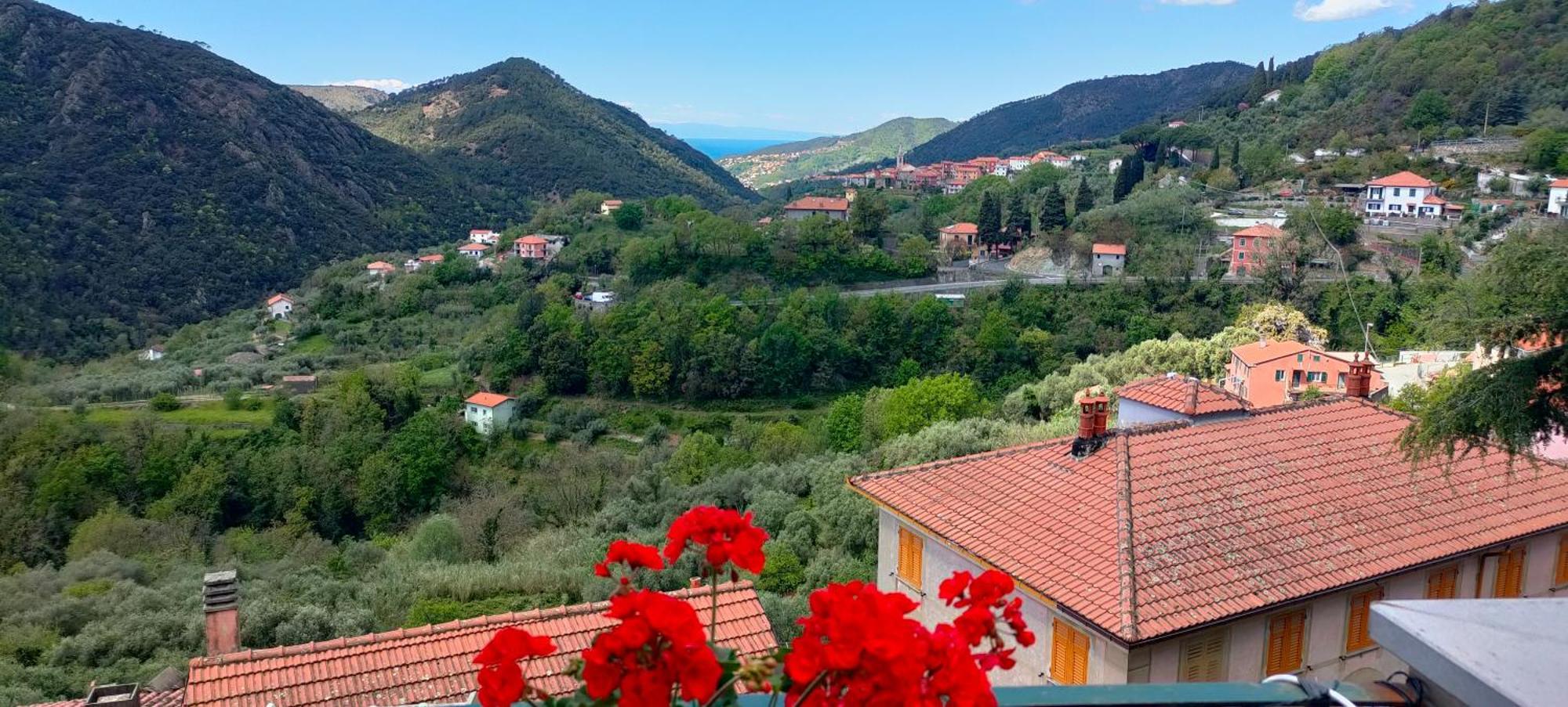Camera Tra Le Cinque Terre, Camogli E Portofino. Vista Valle E Scorcio Mare All'Orizzonte Castiglione Chiavarese Bagian luar foto